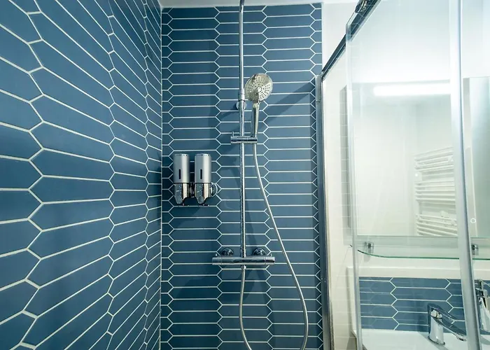 Le Lion - Plain-pied, Wifi, Yt Premium - 2rfhomes Apartman *